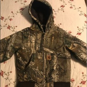 Boys Carhartt camo real tree coat